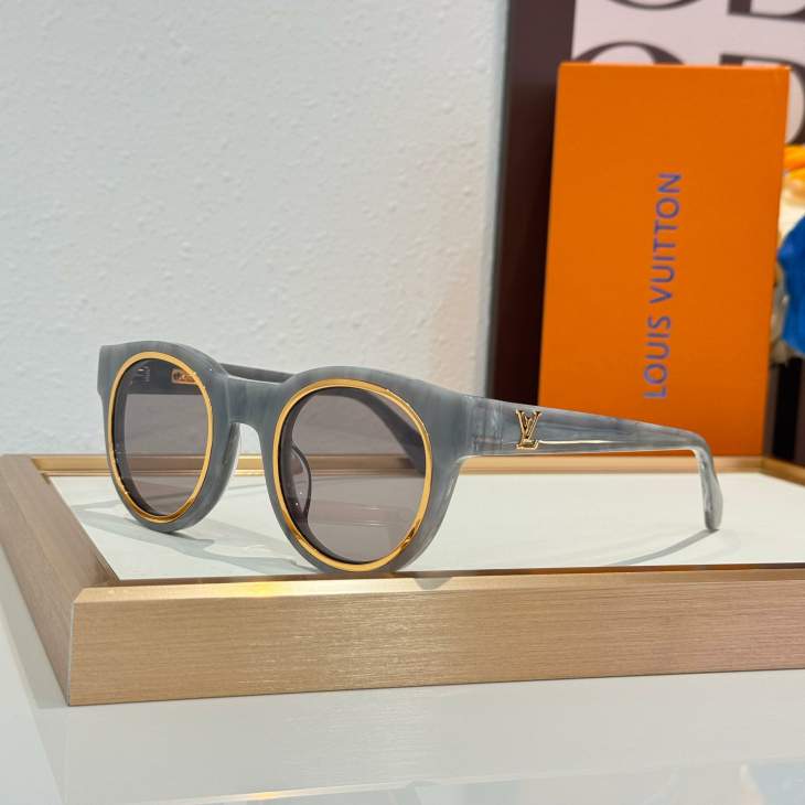 Picture of Louis Vuitton Sunglasses _SKUfw76702839fw